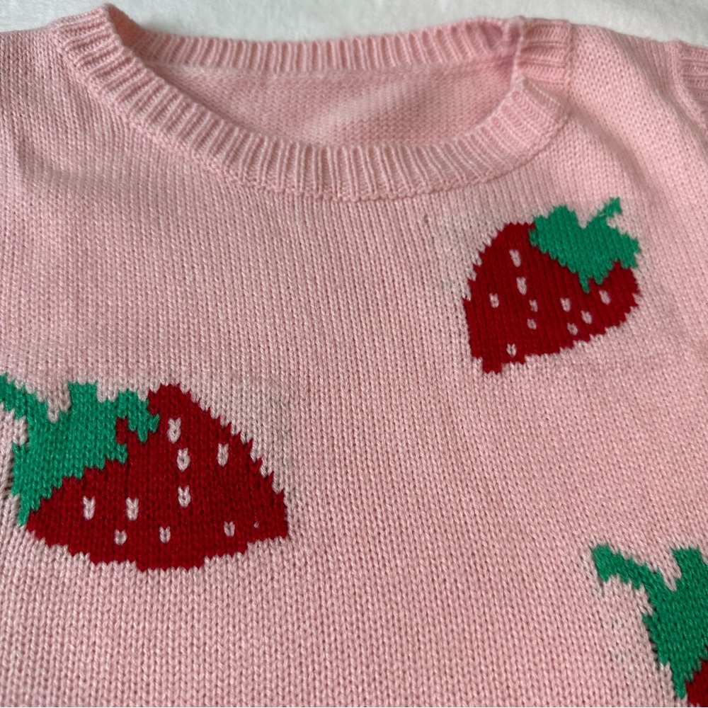 Vintage Pink Strawberry Knit Cropped Sweater Vest, size Small - Picture 3 of 16